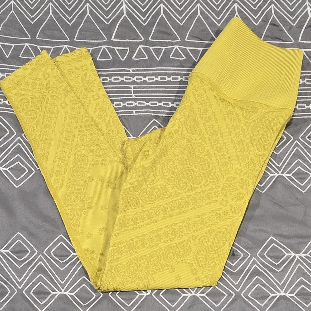 Avacado High Waisted Leggings Size XS/S